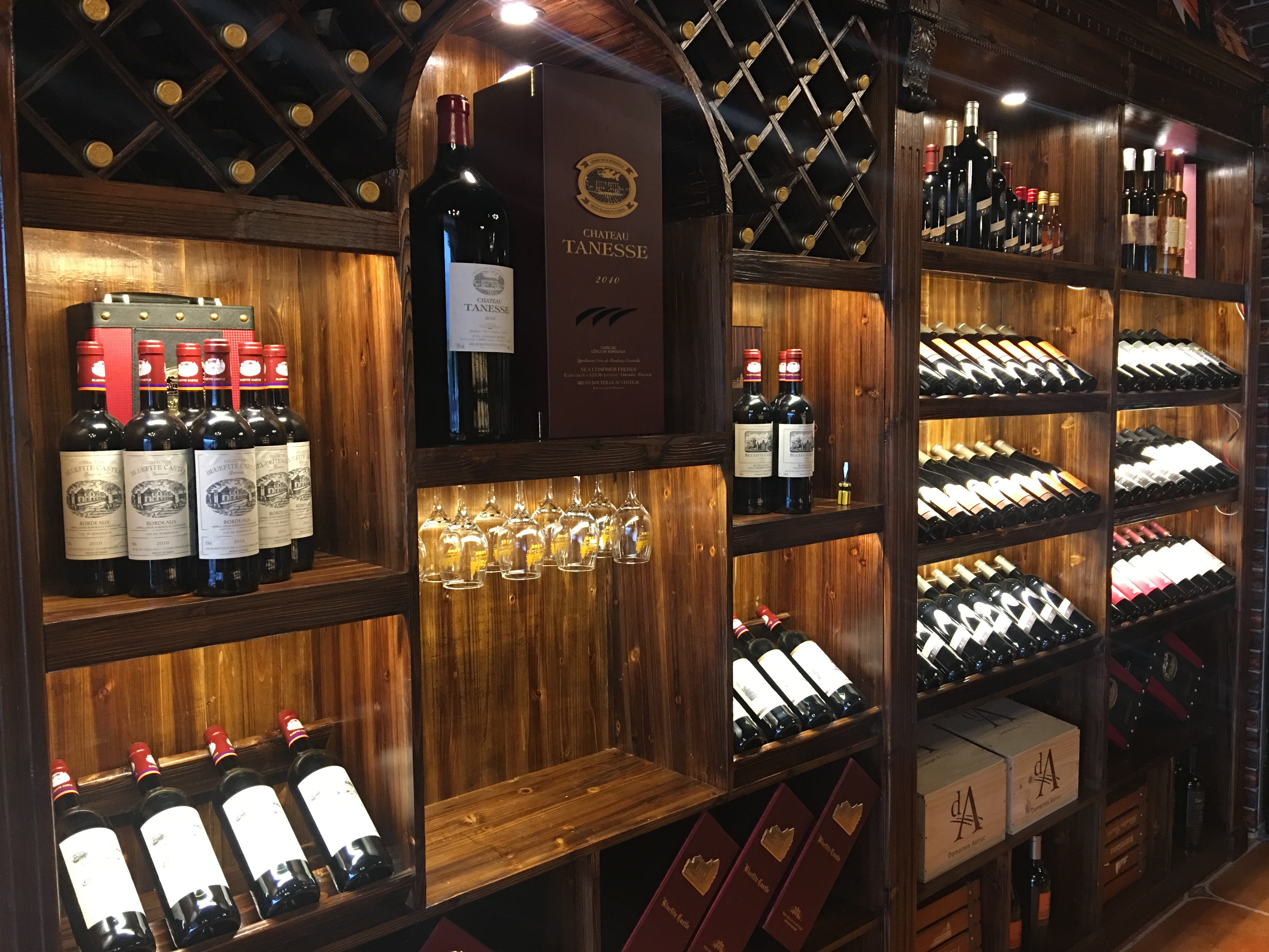 品牌紅酒專賣(mài)店的利潤(rùn)有多少?
